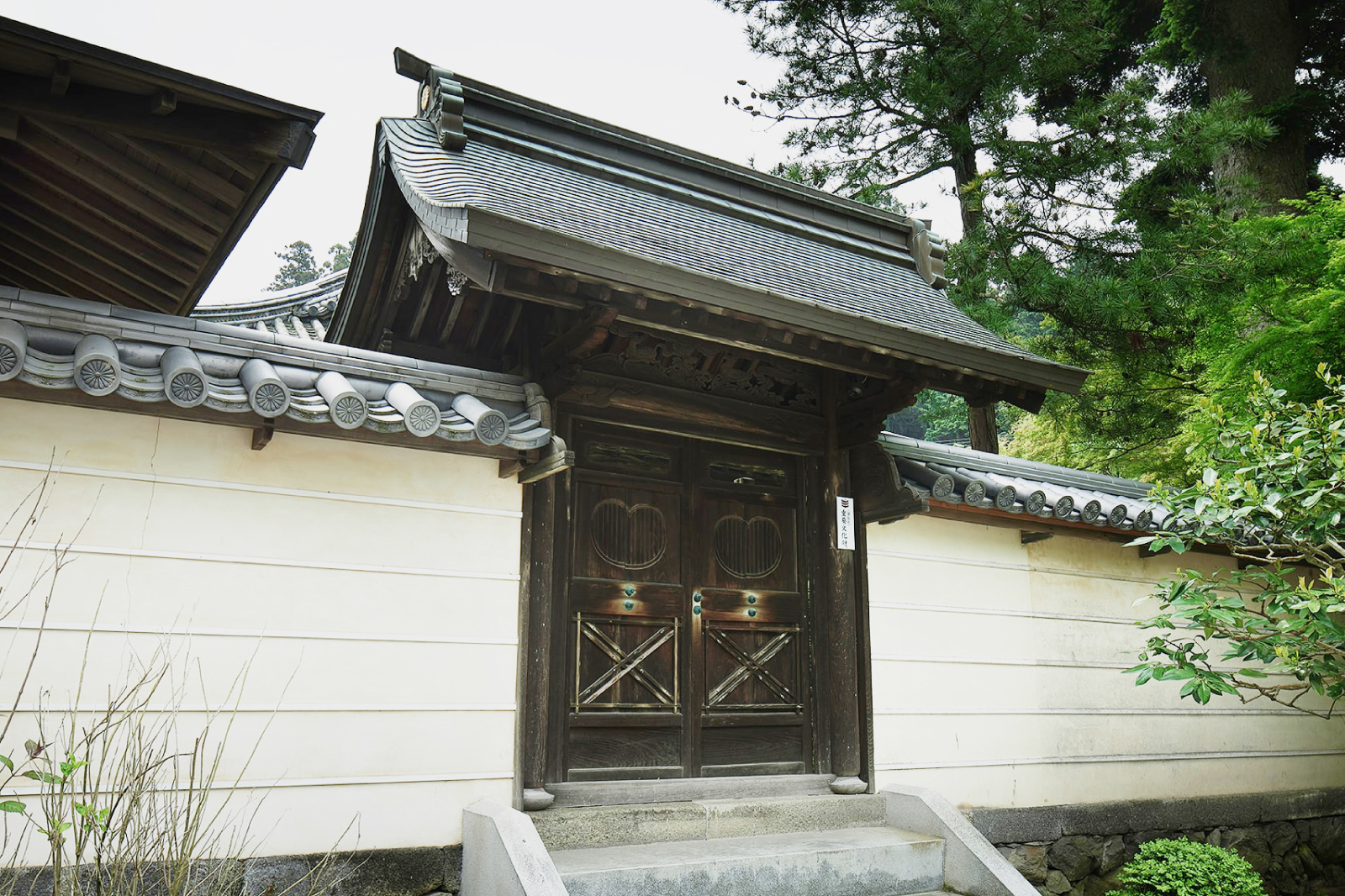 勅使門（重要文化財）